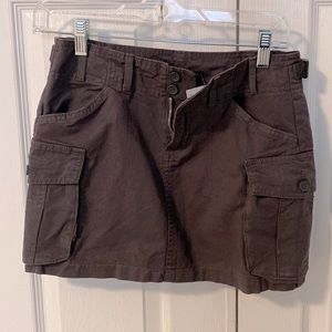 New Brandy Melville mini skirt. Grey/olive color with tags